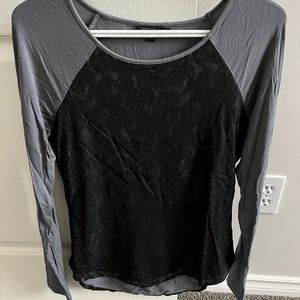 Long sleeve lace top